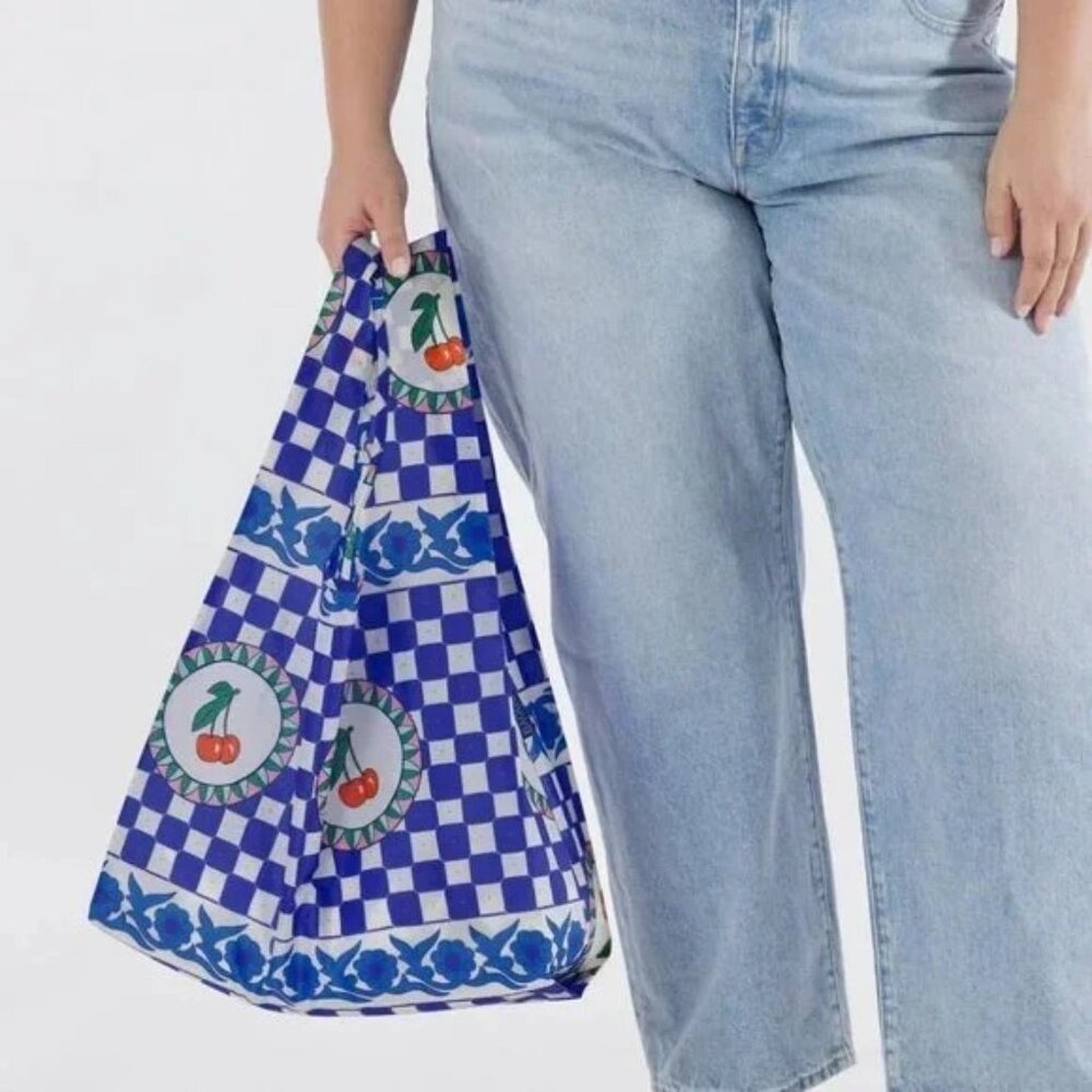 ✨SOLD!✨ NWOT Standard BAGGU Reusable Bag – Cherry Tile - Picture 4 of 7